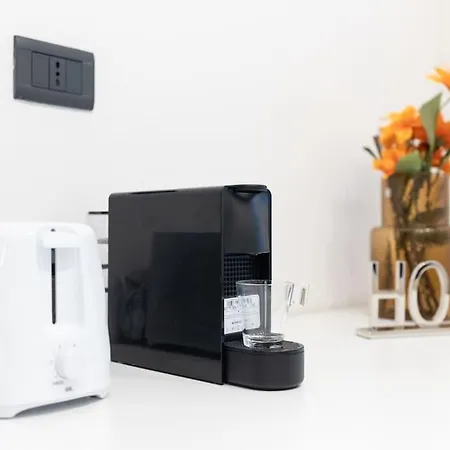 Appartement 10 Minuti Dal Duomo Amplio -grosso Terrazzo - Vicino Metro