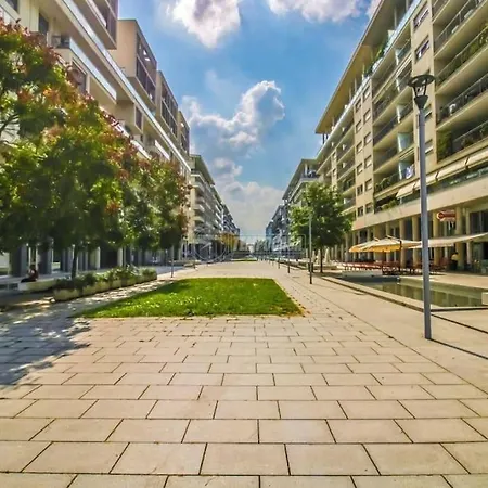 10 Minuti Dal Duomo Amplio -grosso Terrazzo - Vicino Metro